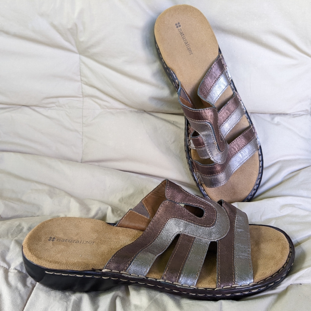Naturalizer 'Pierre' -  100% leather stylish bronze & silver slides/12WW